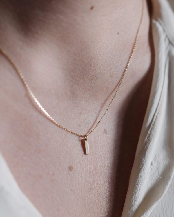 Minimalist-Gold-Bar-Necklace-Single-Mini-Chime-Chloe-Solomon