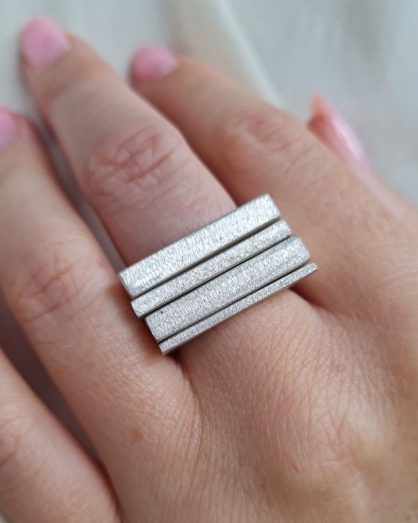 Geometric-stacking-ring-set-Chloe-Solomon-jewellery